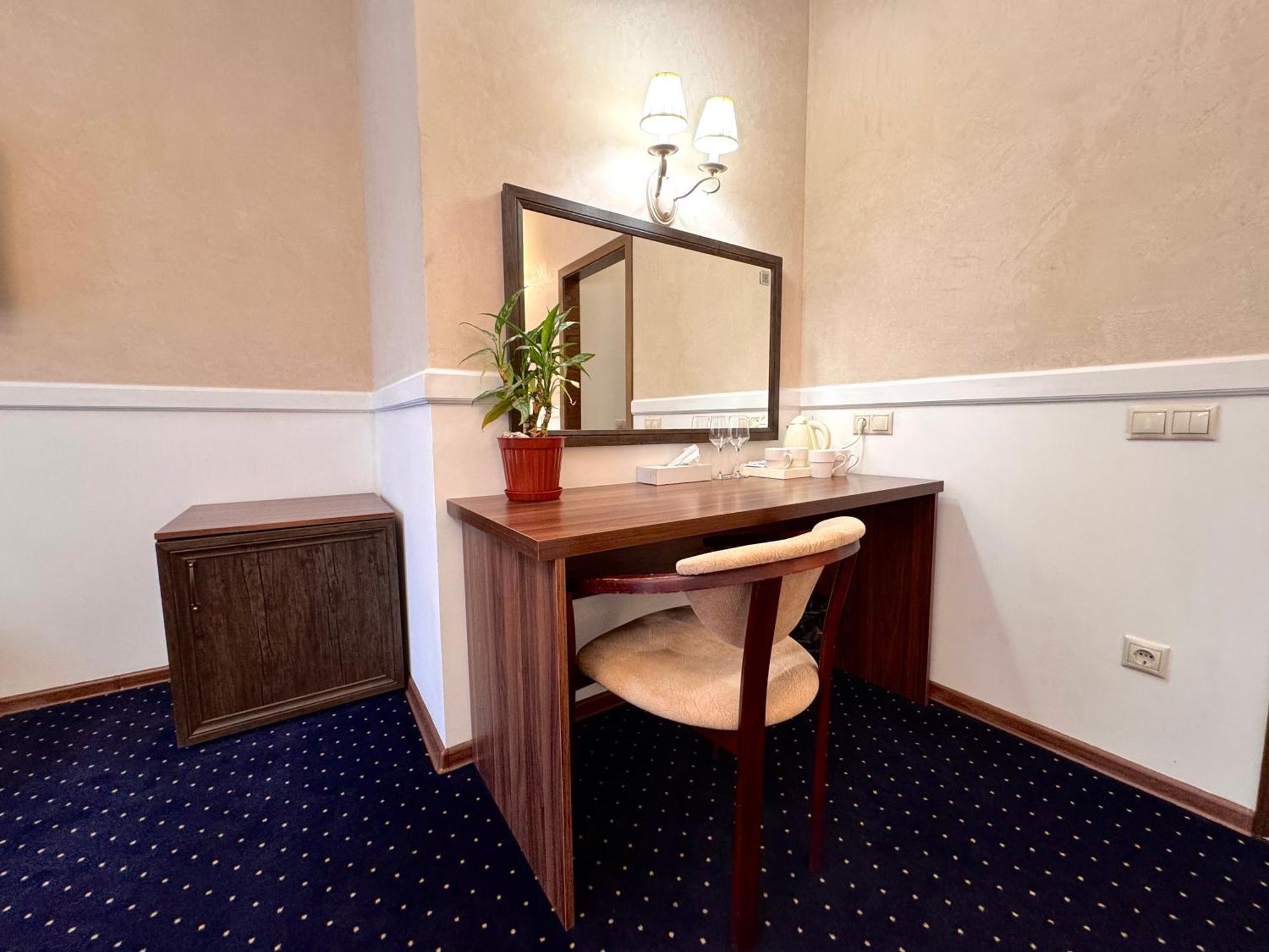 Odeska Astoria Hotel Odessa Luaran gambar