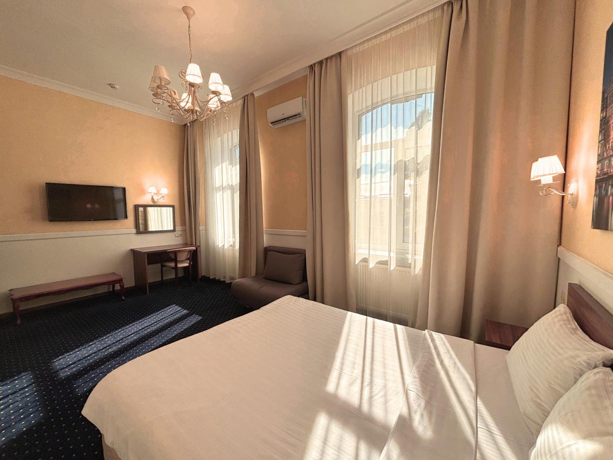 Odeska Astoria Hotel Odessa Luaran gambar