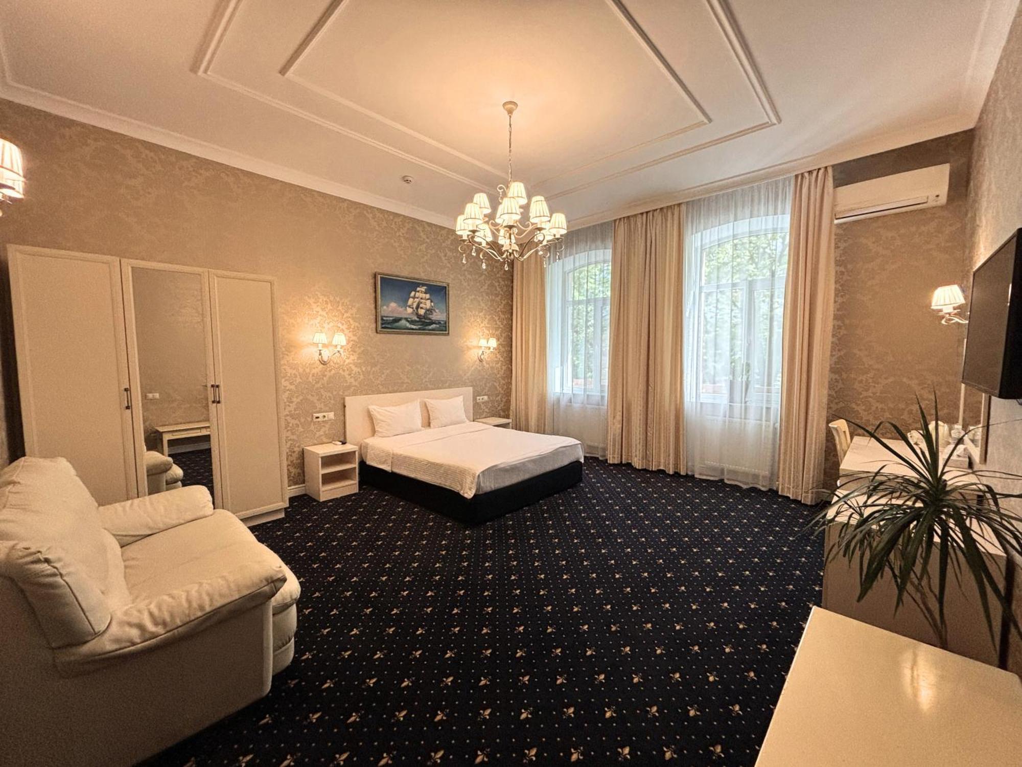 Odeska Astoria Hotel Odessa Luaran gambar